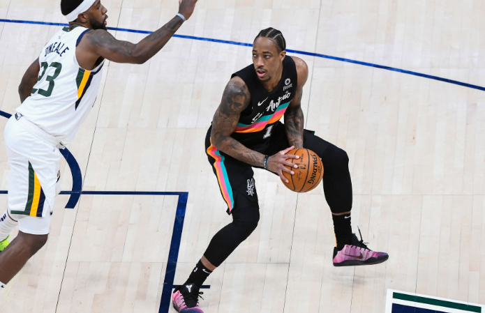 NBA常规赛冲刺阶段再迎强敌,成都蓉城刷新队史纪录,主帅态度:压力陡增,球探报告显示潜力的简单介绍云棋牌游戏