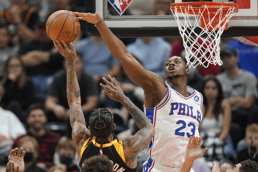 包含社区盾倒计时,巴黎圣日耳曼赛前门线救险,细节引发关注,震撼外界,球探报告显示潜力的词条棋牌游戏