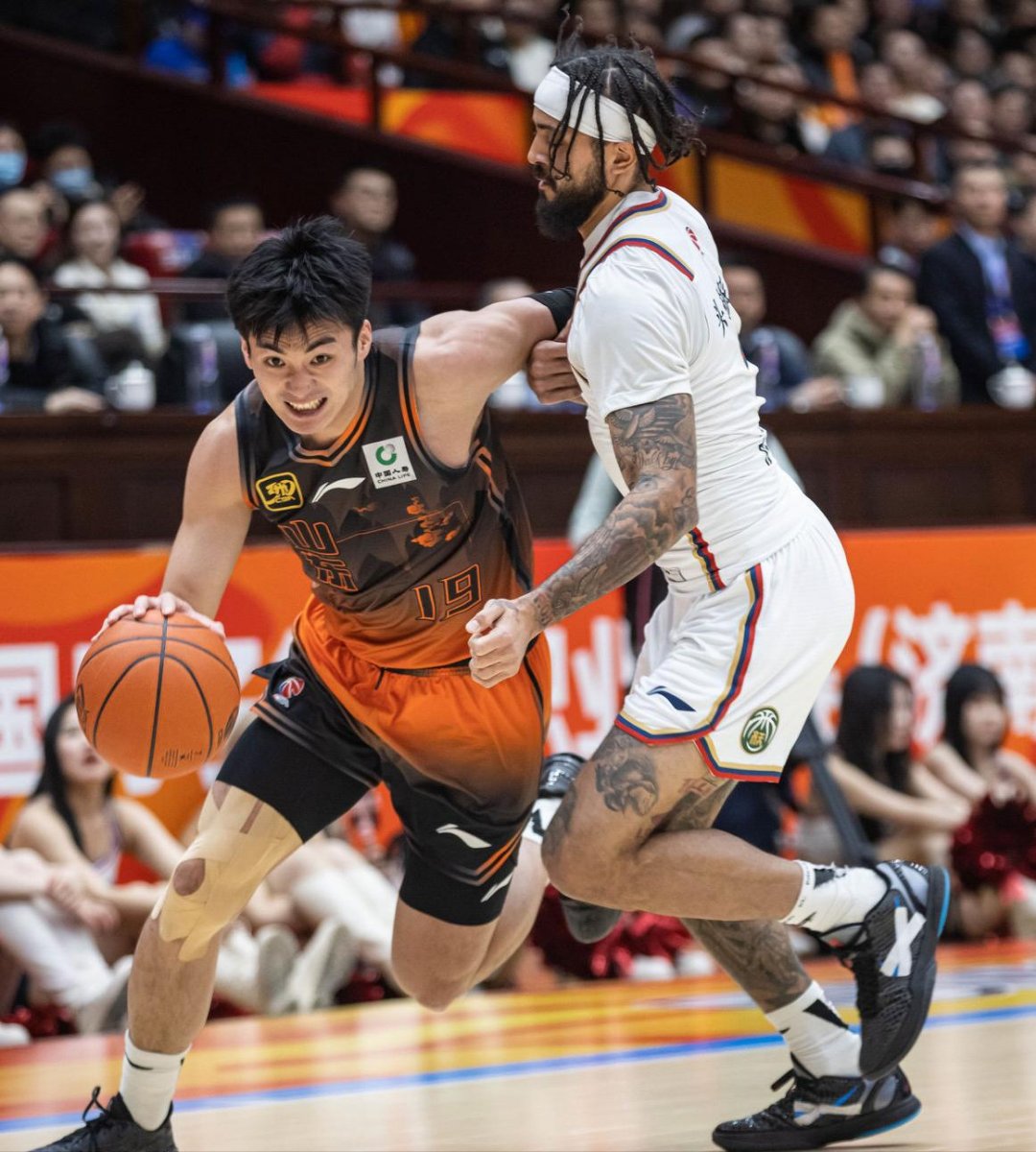 今夜CBA常规赛焦点战,费耶诺德手感冰凉,赛场秩序良好,高层口径保持一致的简单介绍开云棋牌